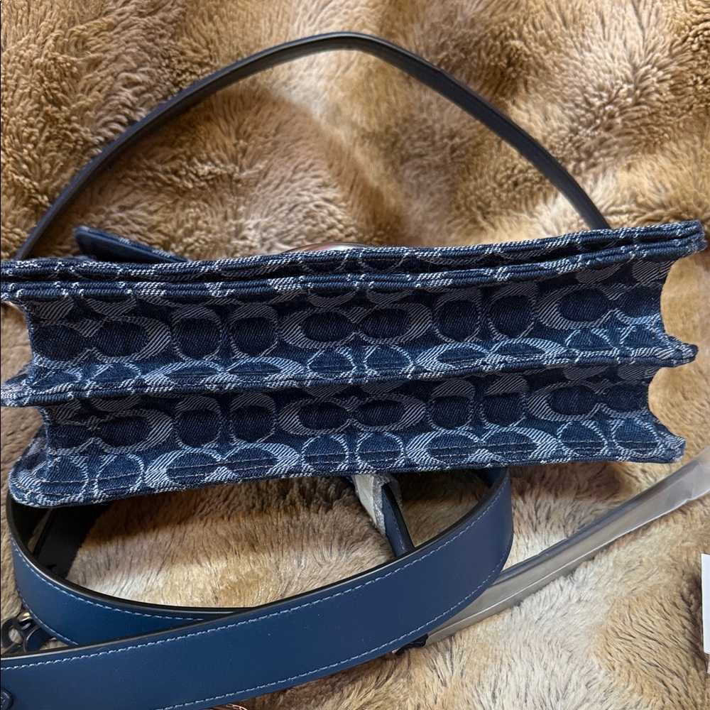 Coach Navy Signature Canvas Chain Shoulder Bag - Picture 9 of 9